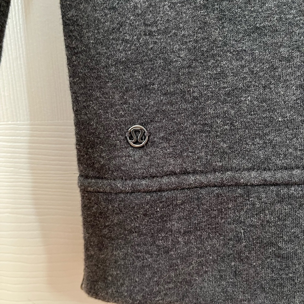 Lululemon Crew Neck Pullover Side Zip Kangaroo Pocket Size 4 - Picture 6 of 10